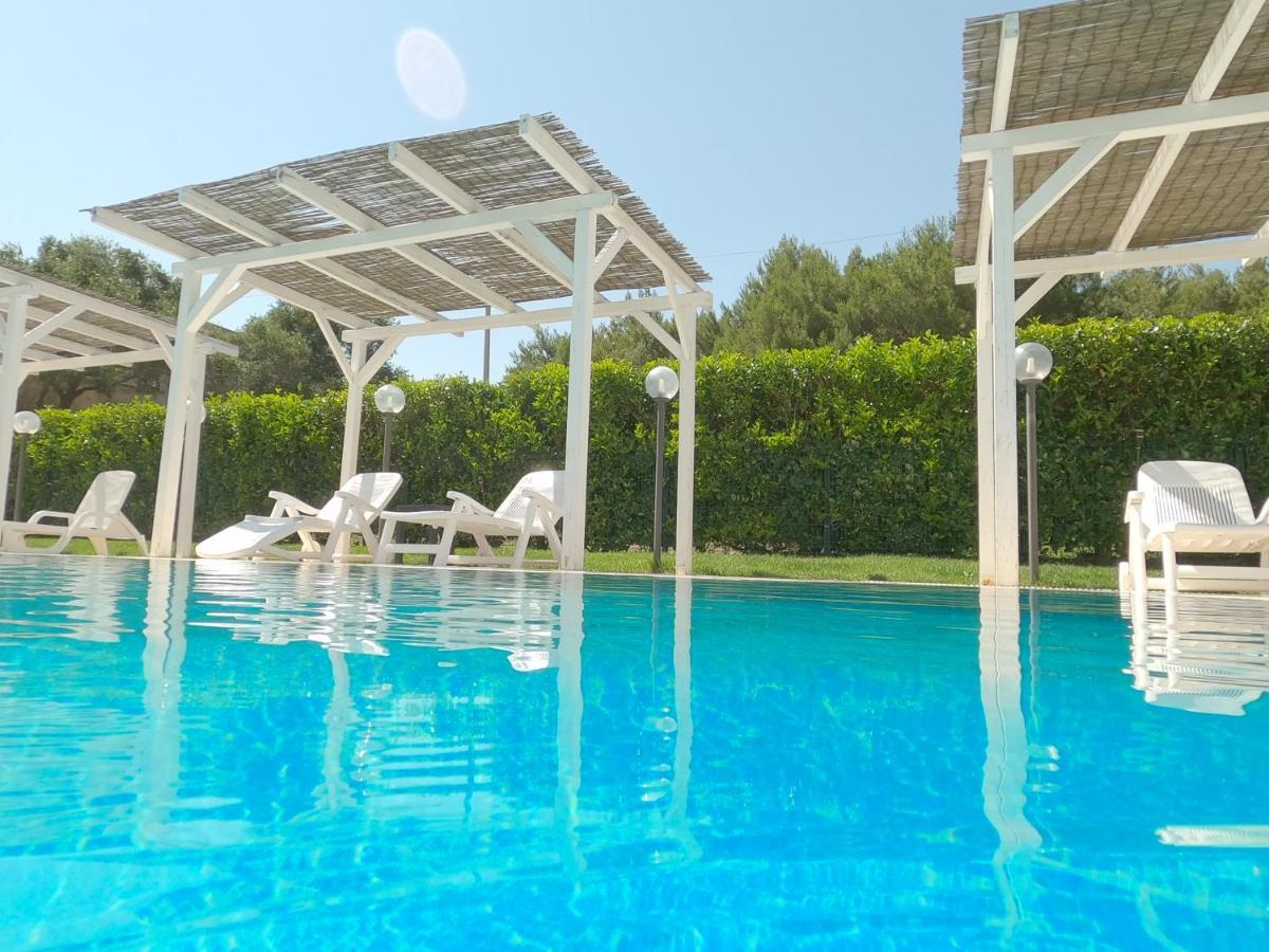 צ'יסטרנינו Hotel Falco D'Oro מראה חיצוני תמונה