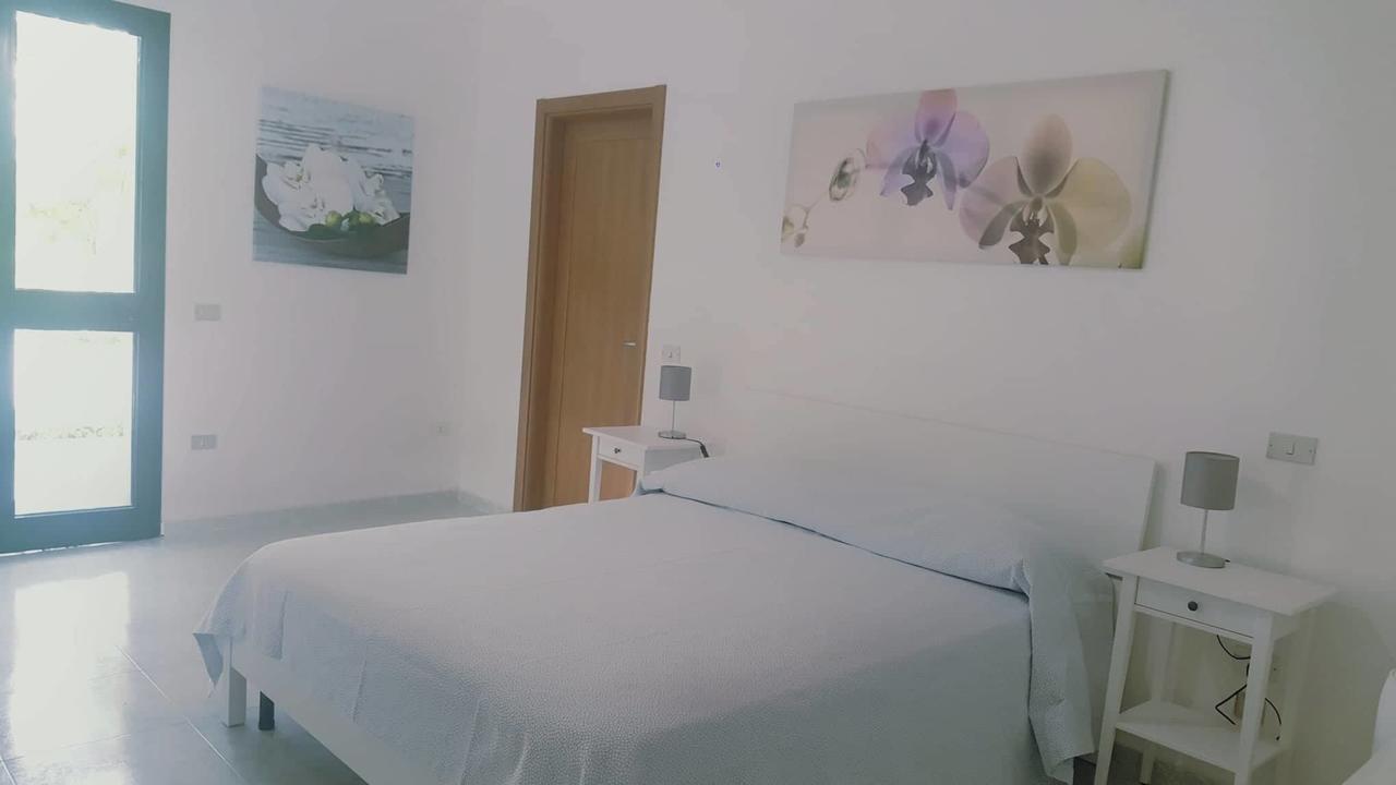 צ'יסטרנינו Hotel Falco D'Oro מראה חיצוני תמונה