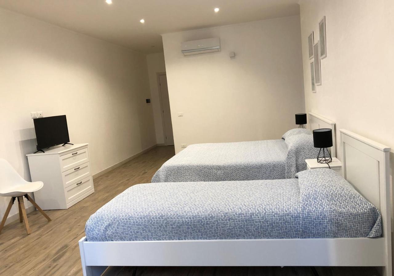 צ'יסטרנינו Hotel Falco D'Oro מראה חיצוני תמונה