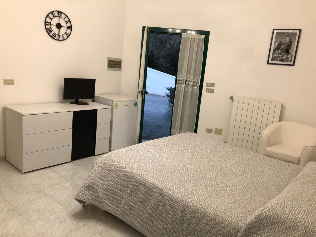 צ'יסטרנינו Hotel Falco D'Oro מראה חיצוני תמונה